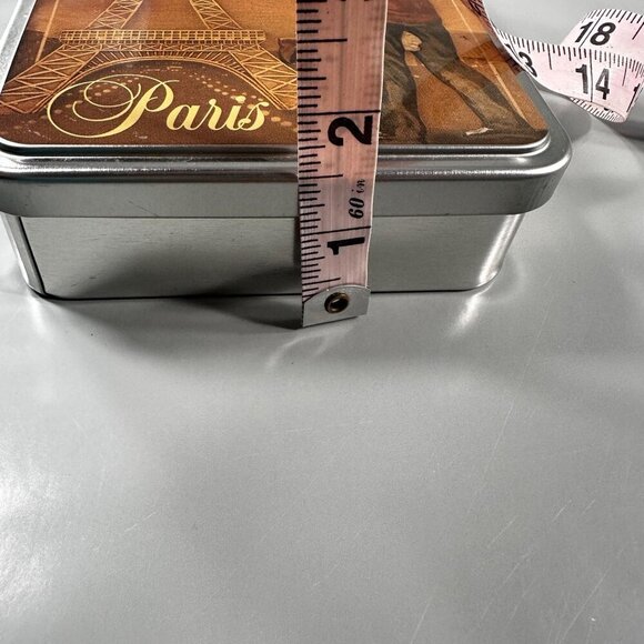 Eiffel Tower Paris Tin Delaunay Levielle Couple Biscuit Tin Vintage - Picture 5 of 11